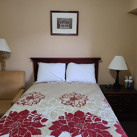 Clarysville Motel Frostburg ภายนอก รูปภาพ