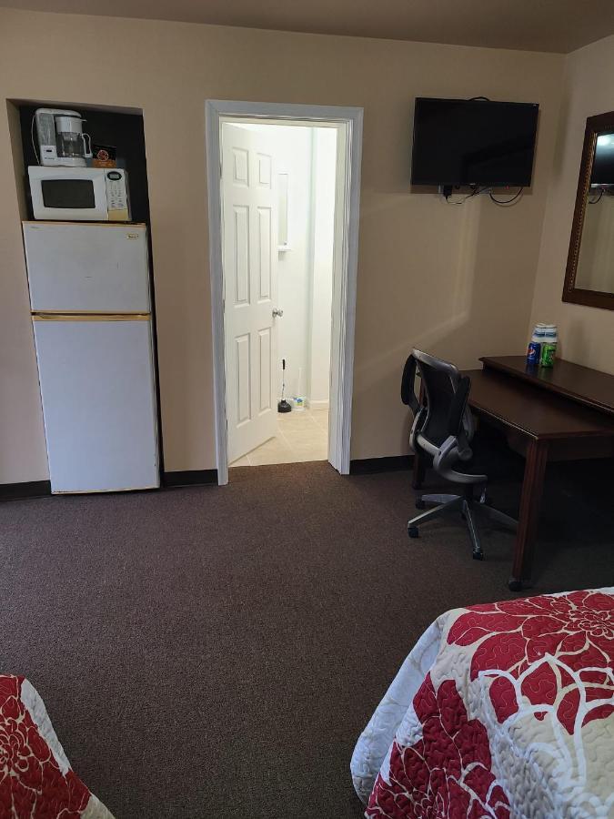 Clarysville Motel Frostburg ภายนอก รูปภาพ