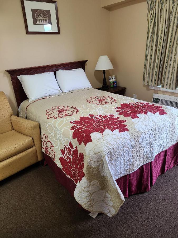 Clarysville Motel Frostburg ภายนอก รูปภาพ