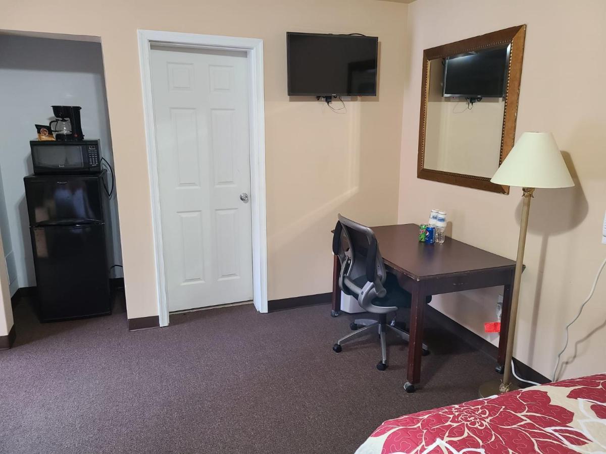 Clarysville Motel Frostburg ภายนอก รูปภาพ