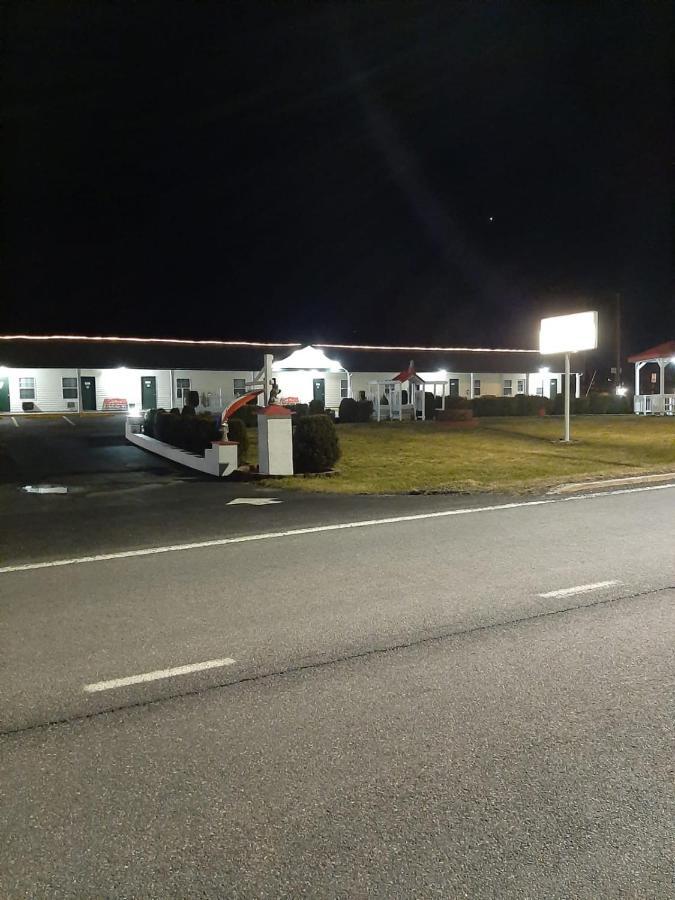 Clarysville Motel Frostburg ภายนอก รูปภาพ